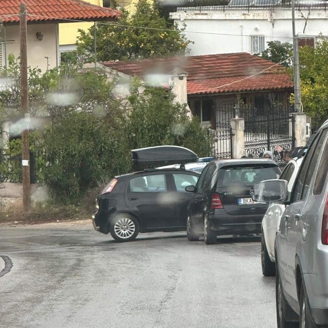 Καραμπόλα-τριών-αυτοκινήτων-στην-Αρτέμιδα(φωτο)