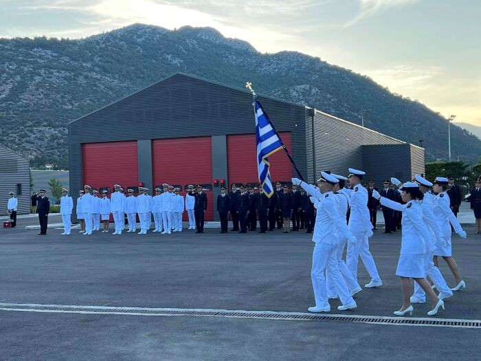 Νέα-Μάκρη:-Πρώτη-ορκωμοσία-αποφοίτων-Ανθυποπυραγών-στο-Κέντρο-Εκπαίδευσης-Πυροσβεστικού-Σώματος-Ελλάδος-Ίδρυμα-Στ.-Νιάρχος