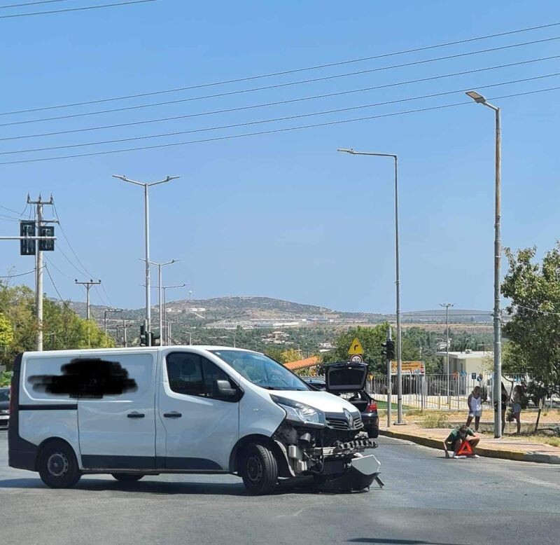 Ακόμη-ένα-ατύχημα-έξω-από-το-Κέντρο-Υγείας-Σπάτων